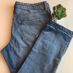 Univeral Thread Jeans